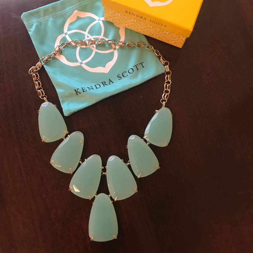 Kendra Scott Harlow Necklace